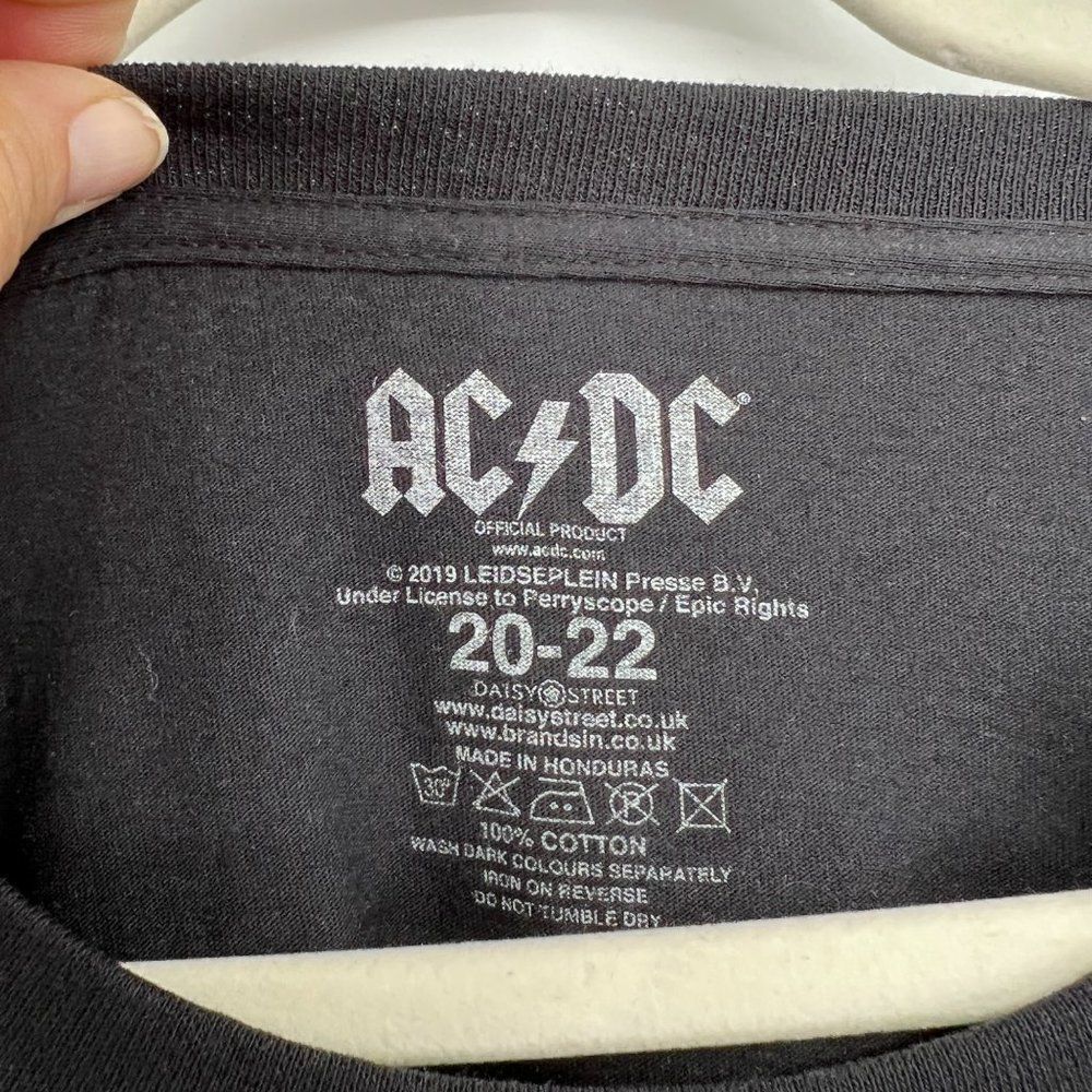 NWT AC DC Short Sleeve Cotton T Shirt By Daisy Street Black Size 20/22 NWT - Picture 2 of 7